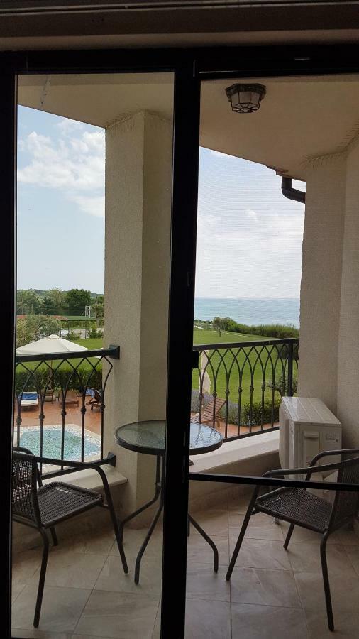 Sarafovo D&V Apartments Burgas City Eksteriør billede